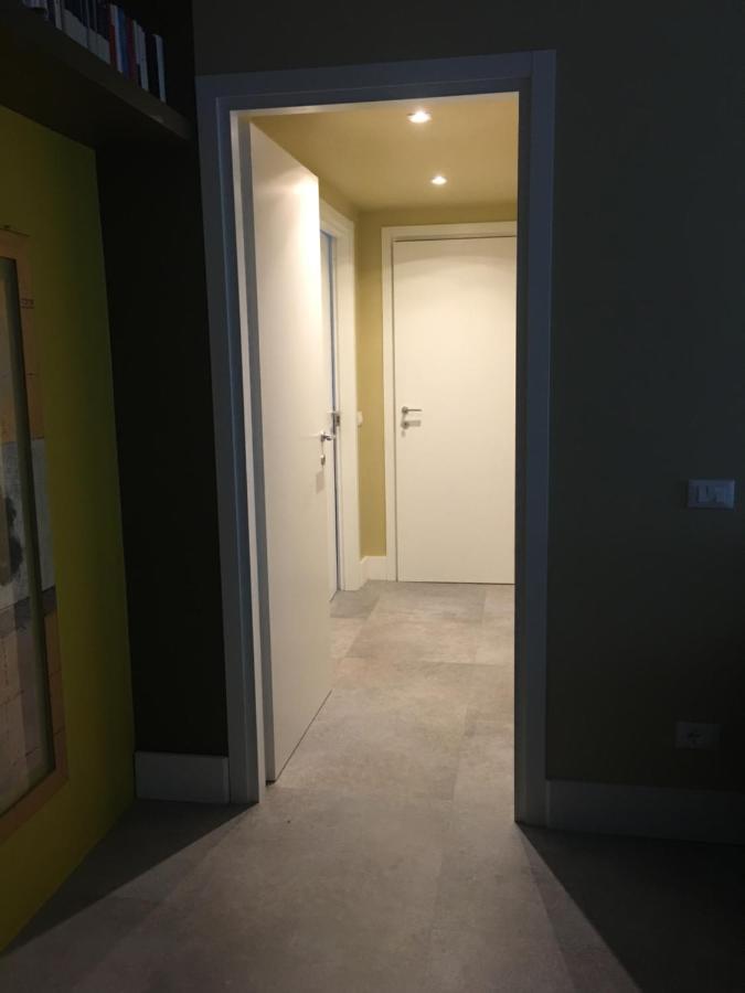 Marcus Room Milano Exteriör bild